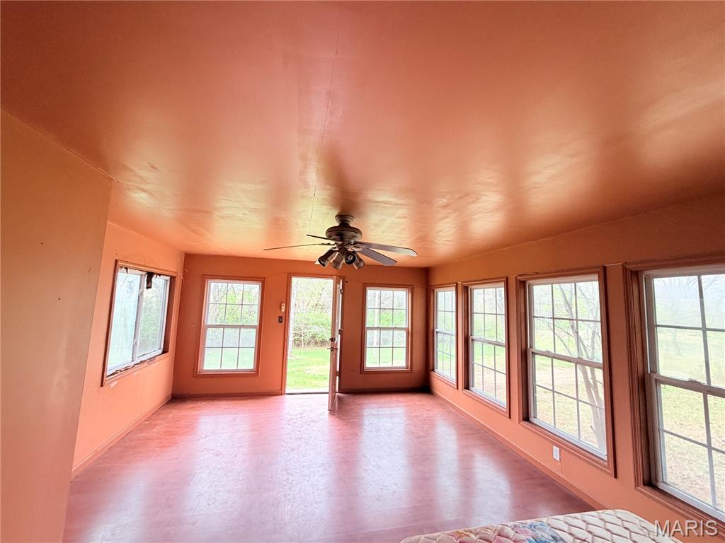 25274 S Lohman Road Property Photo 11