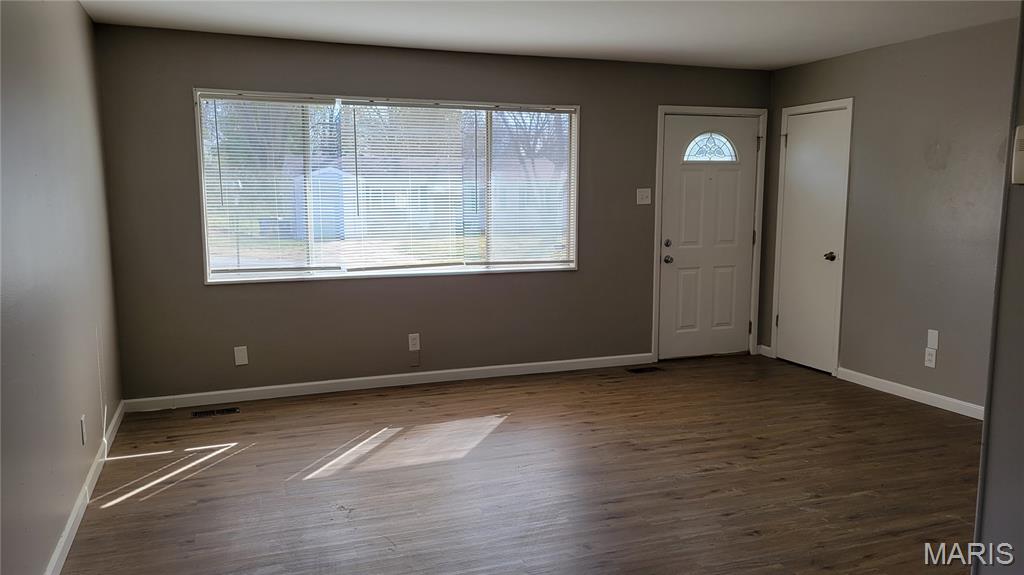 227 Meadowcrest Drive Property Photo 2