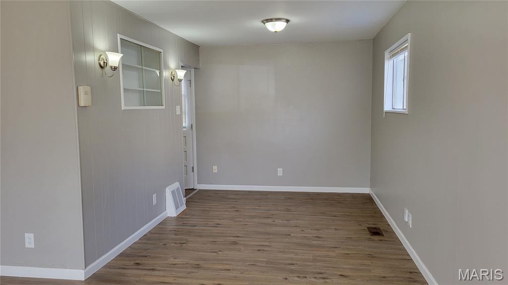 227 Meadowcrest Drive Property Photo 3