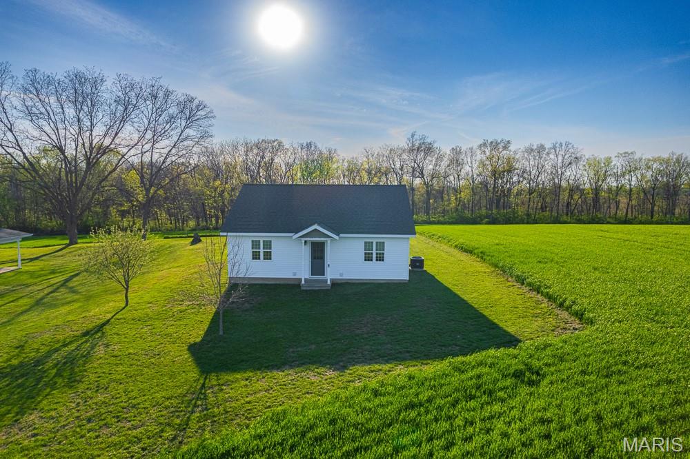 21617 Emerald Road Property Photo 7