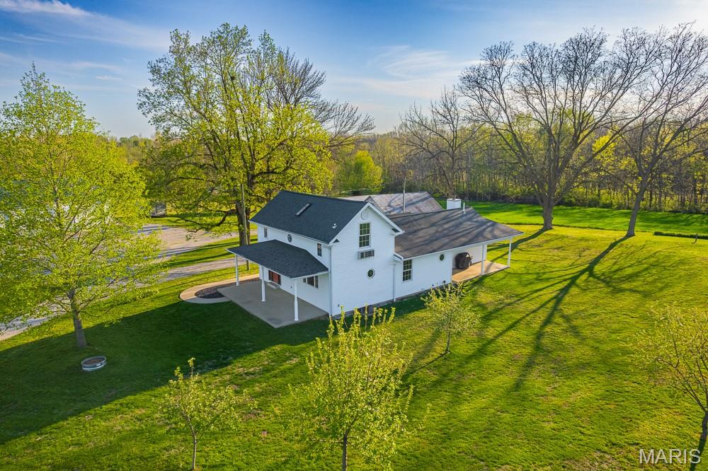 21617 Emerald Road Property Photo 8