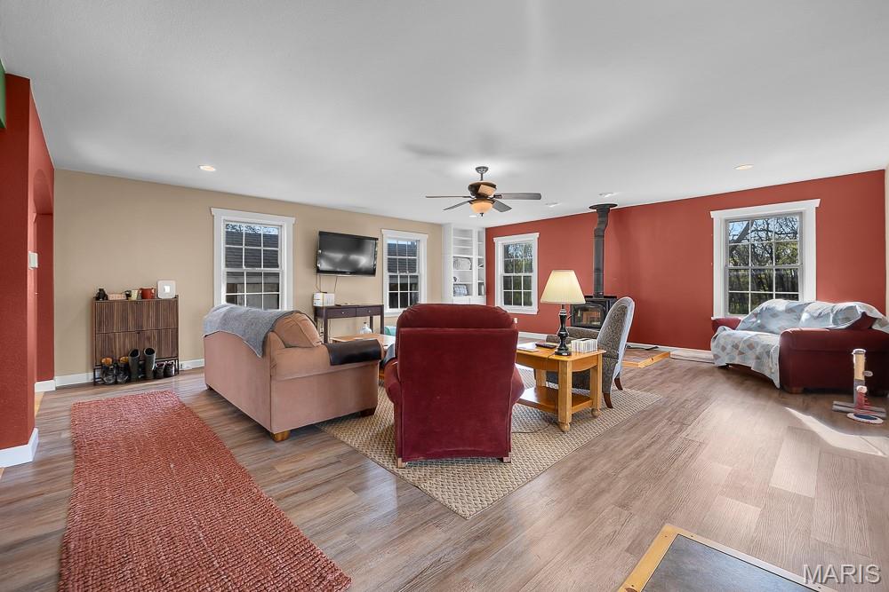 21617 Emerald Road Property Photo 33