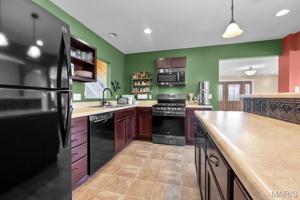 21617 Emerald Road Property Photo 37