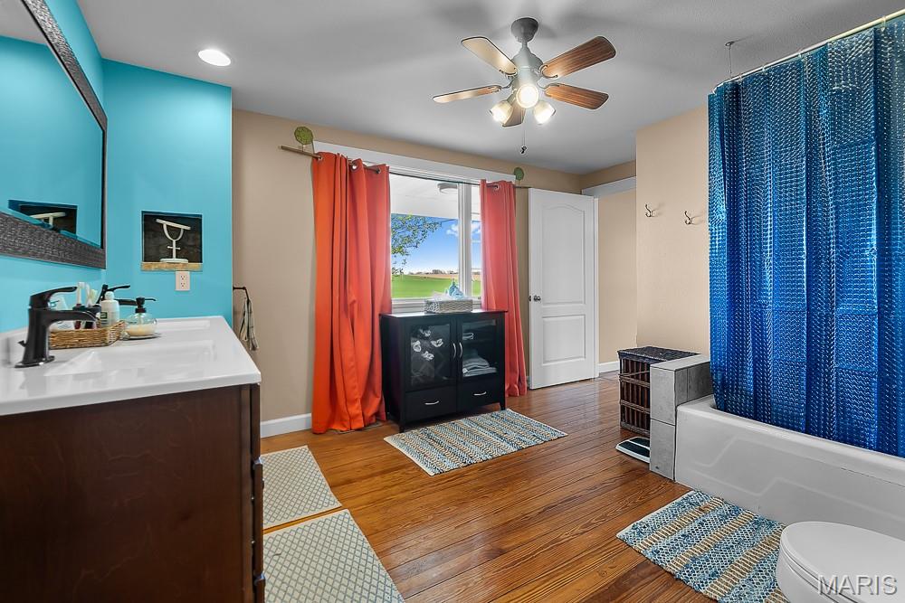 21617 Emerald Road Property Photo 44