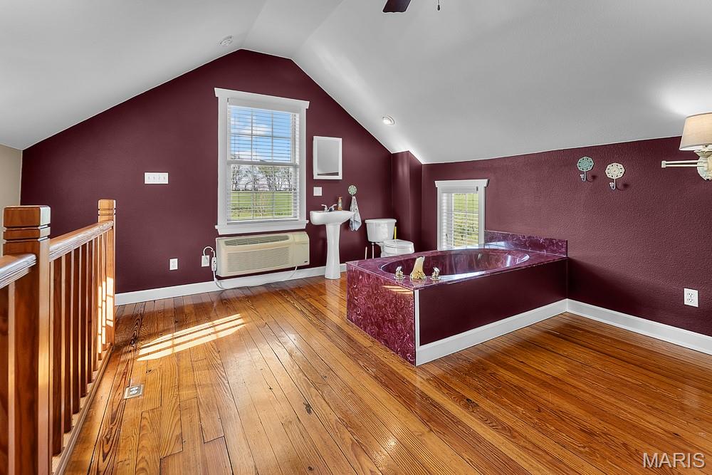 21617 Emerald Road Property Photo 52