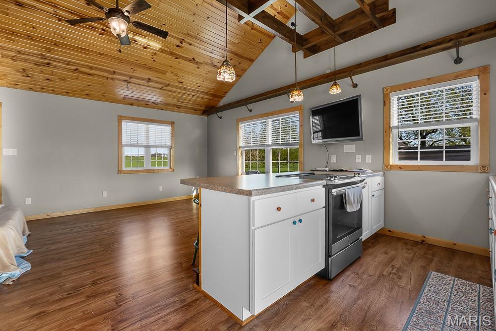 21617 Emerald Road Property Photo 86