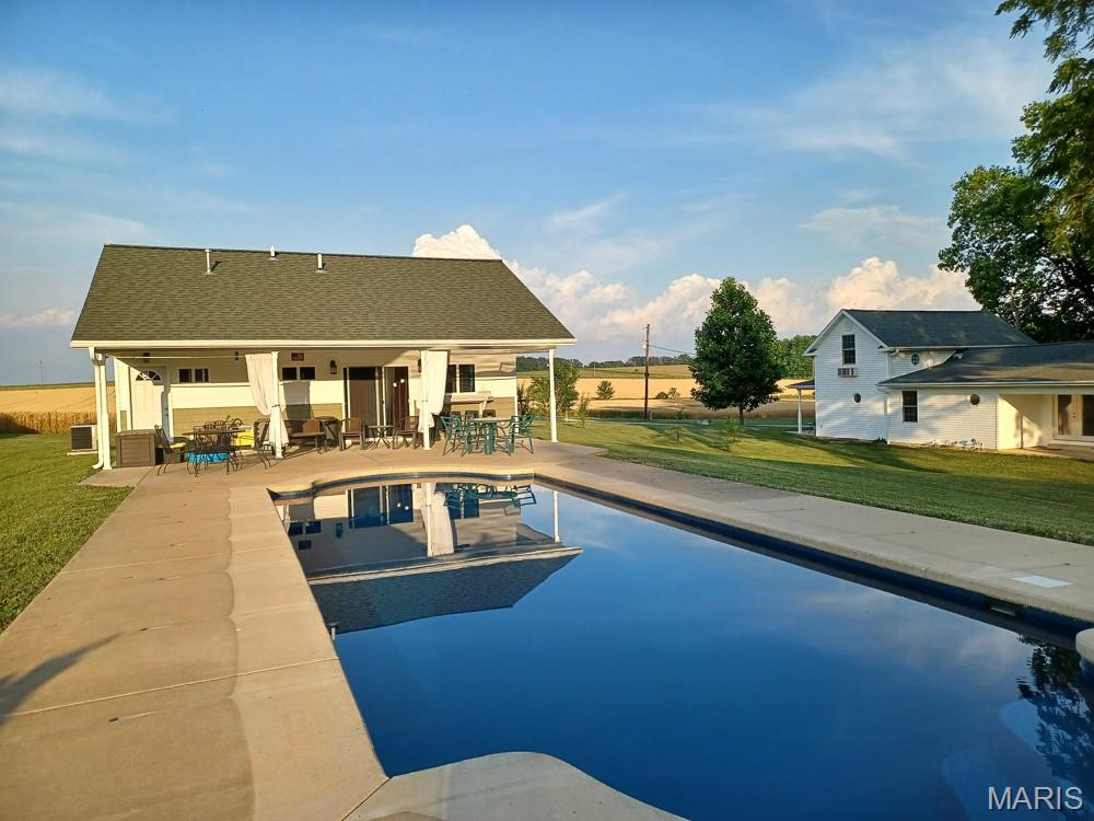21617 Emerald Road Property Photo 94
