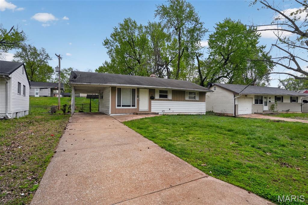 10718 Glen Garry Road Property Photo 4