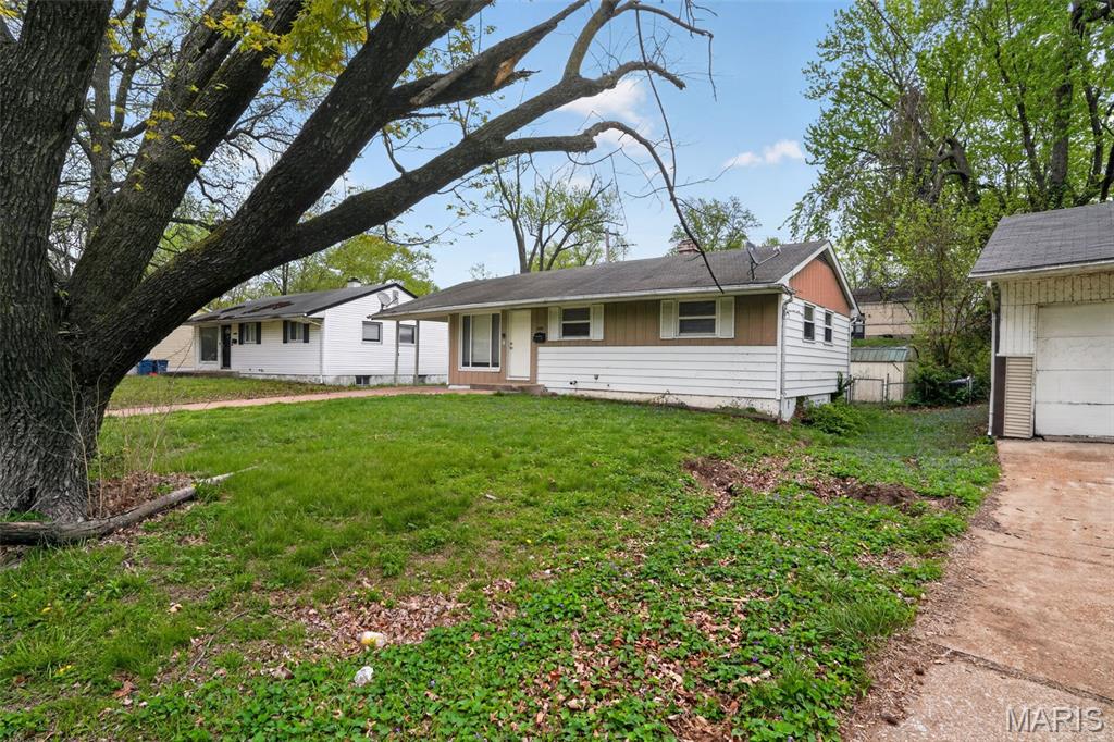 10718 Glen Garry Road Property Photo 6