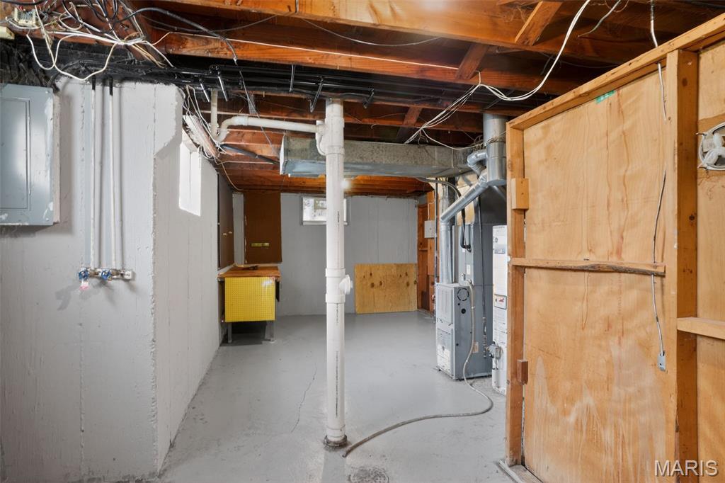 10718 Glen Garry Road Property Photo 29