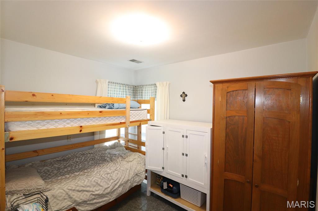 550 Summit Drive Property Photo 8