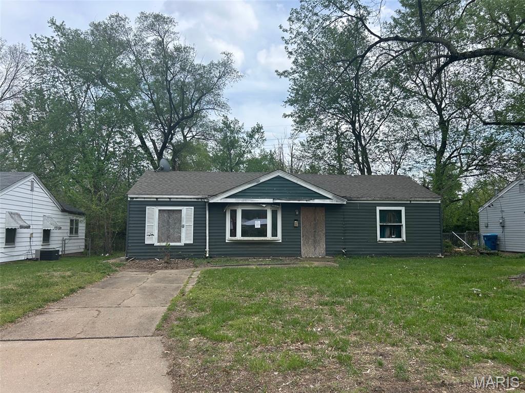1700 Nemnich Avenue Property Photo 1