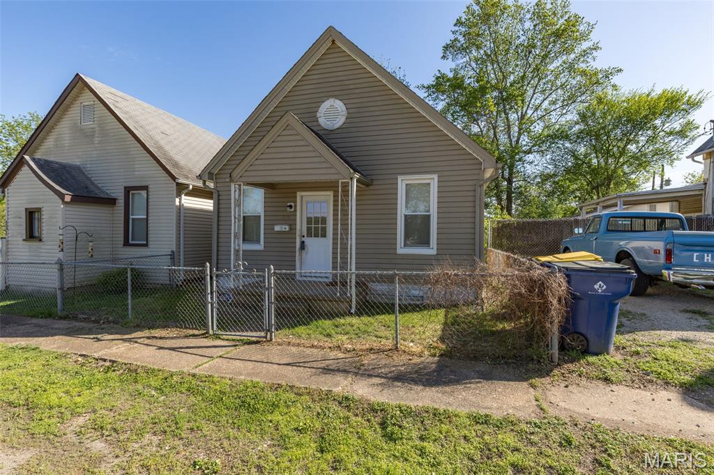 129 E Pratt Street Property Photo 2
