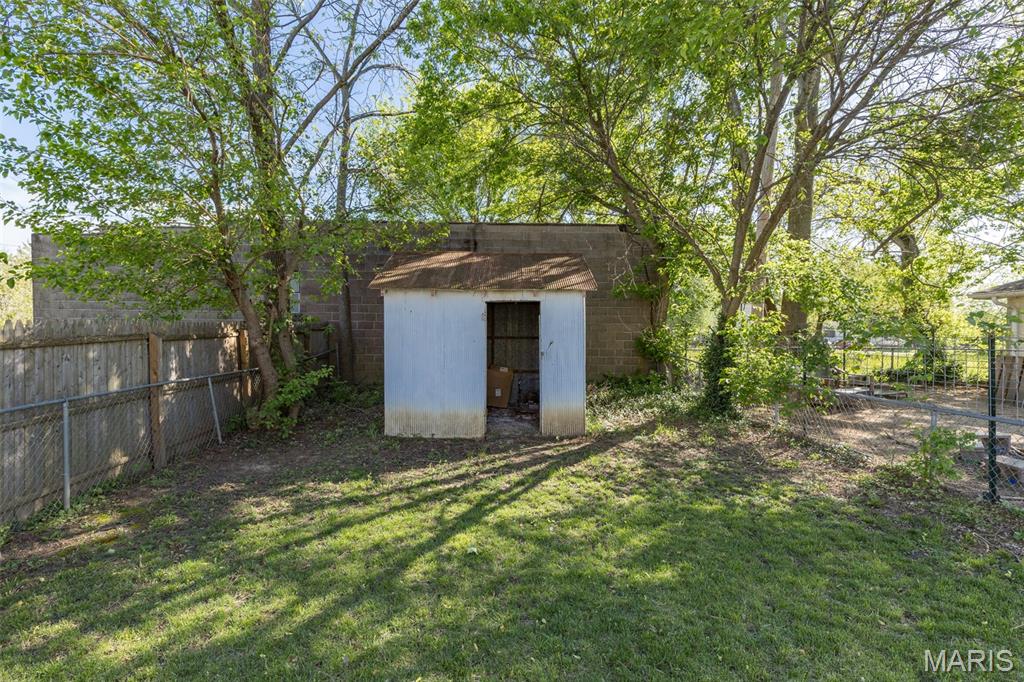 129 E Pratt Street Property Photo 23