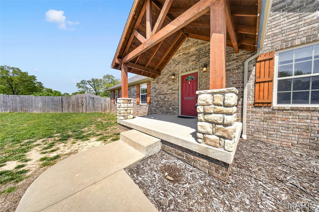 20164 Helios Lane Property Photo 4