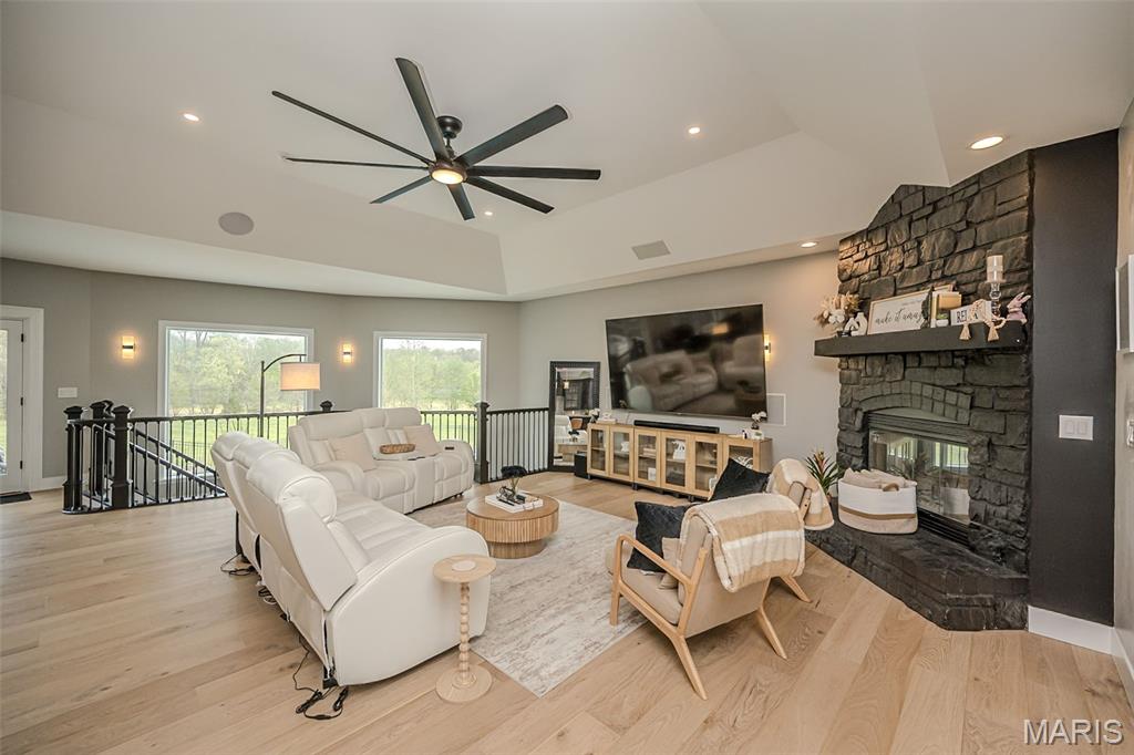 213 Appleton Lane Property Photo 8