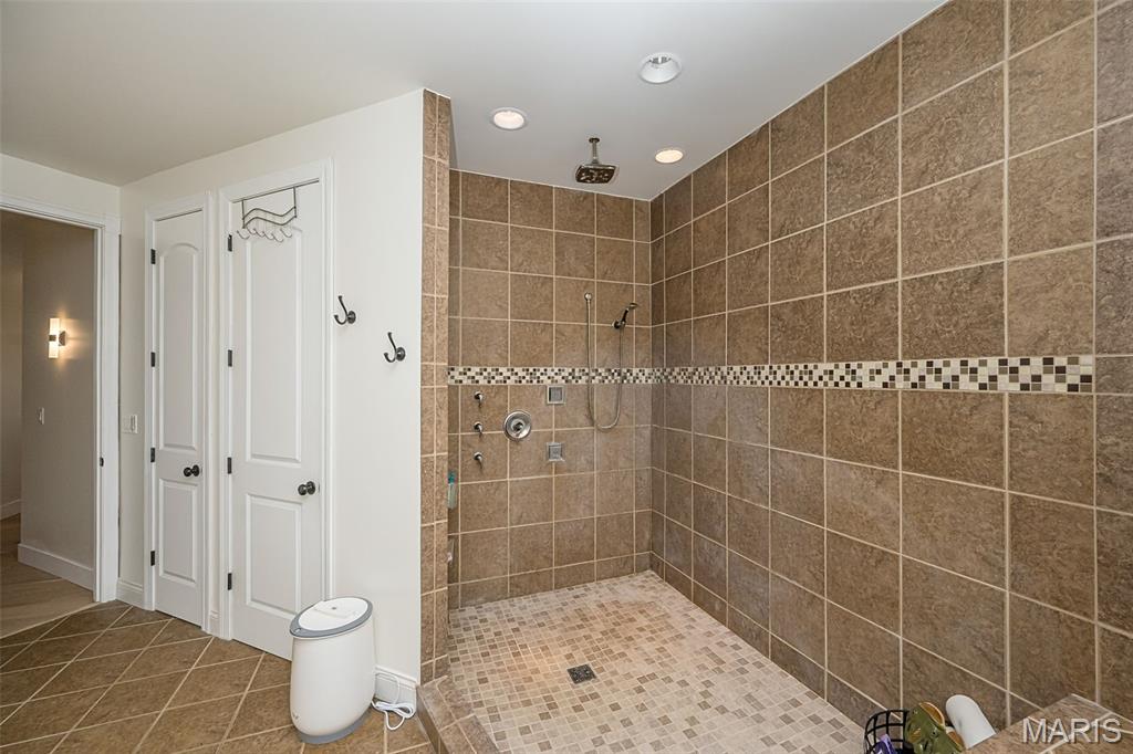 213 Appleton Lane Property Photo 28