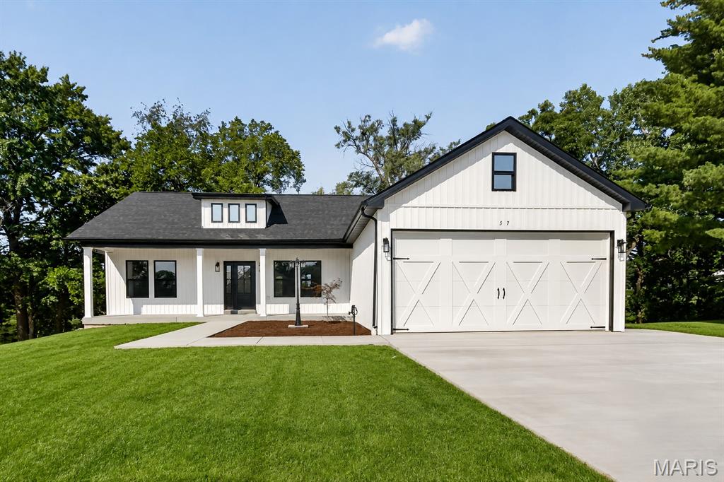 57 Straight Street Property Photo 1