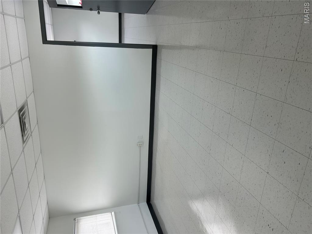 1327 Macklind Avenue Property Photo 3