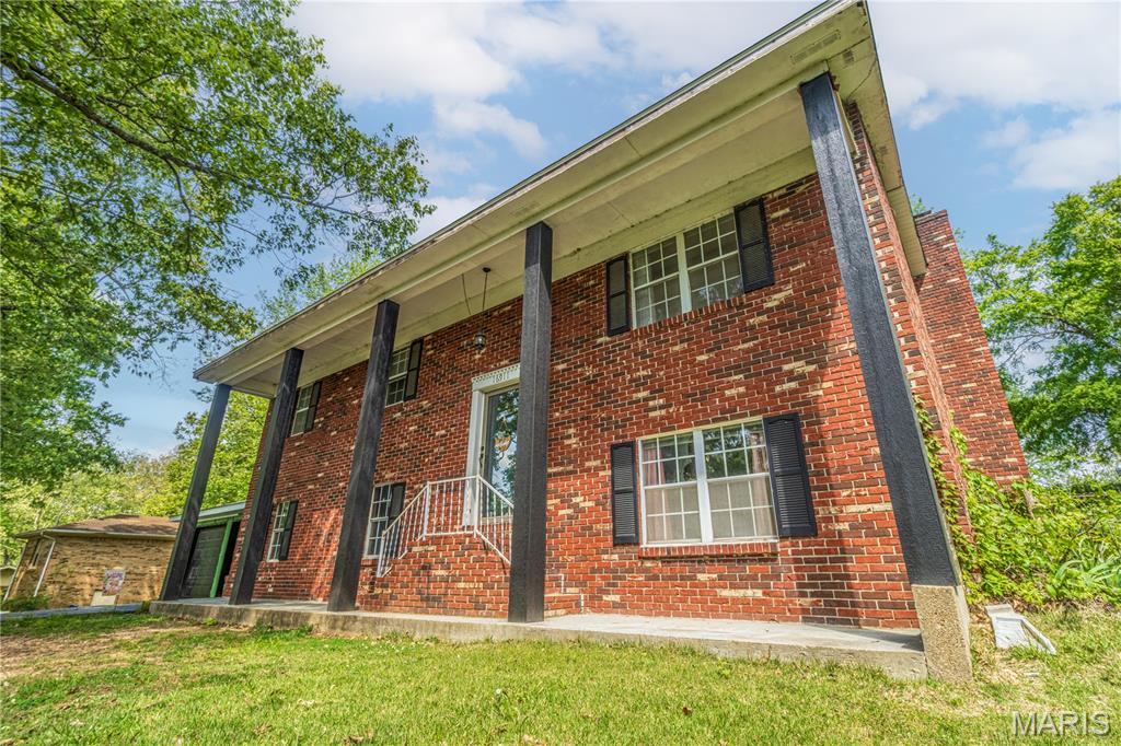 16911 Christian Drive Property Photo 2