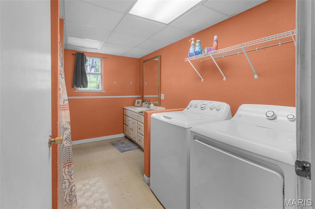 16911 Christian Drive Property Photo 14