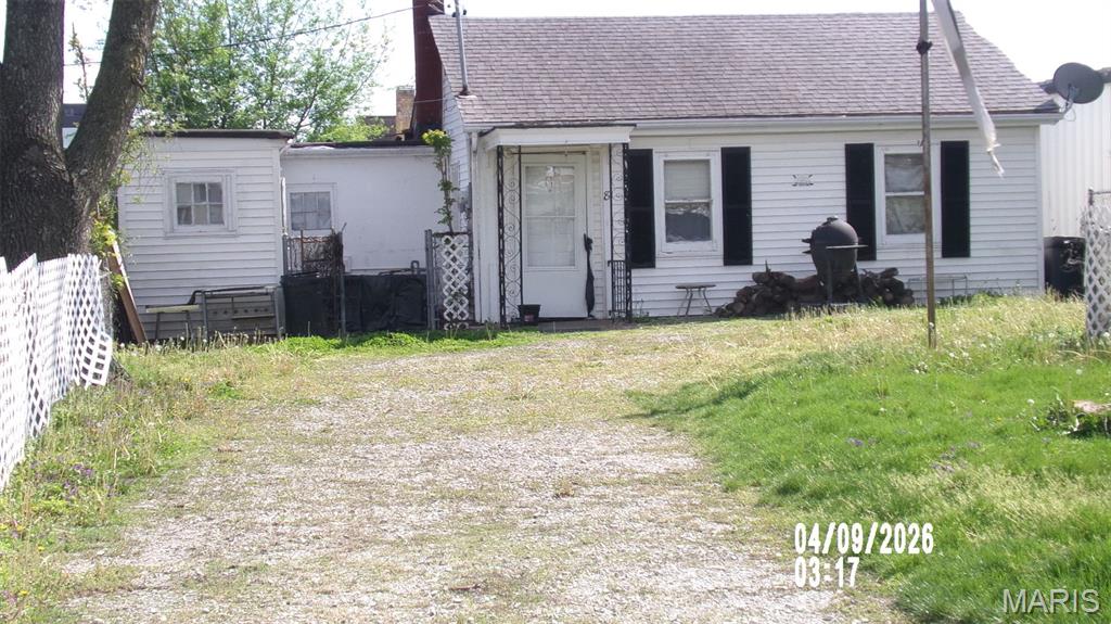 8 E East C Street Property Photo 1