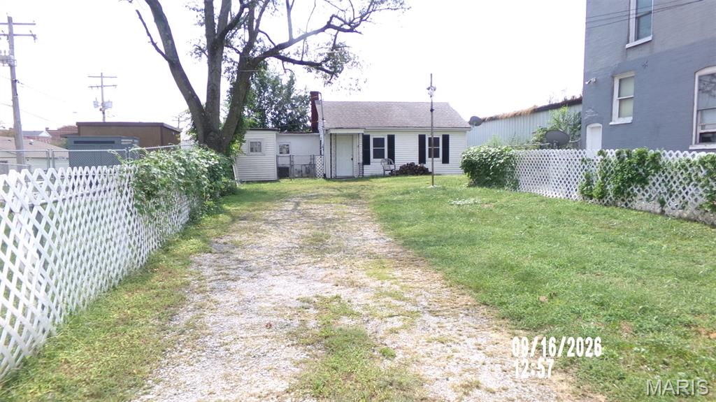 8 E East C Street Property Photo 2