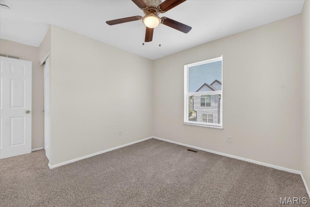 453 Seton Hall Court Property Photo 32