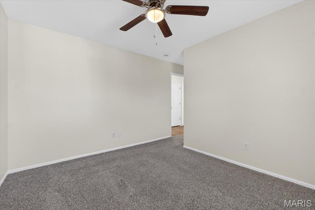 453 Seton Hall Court Property Photo 33