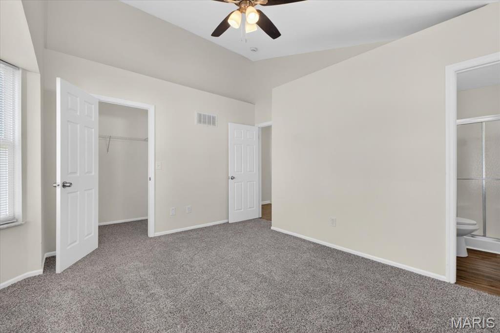 453 Seton Hall Court Property Photo 36
