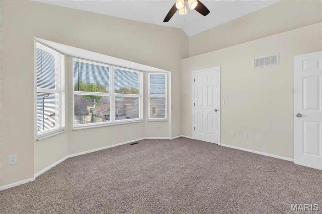 453 Seton Hall Court Property Photo 38