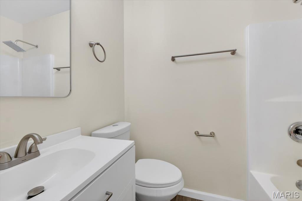 453 Seton Hall Court Property Photo 39