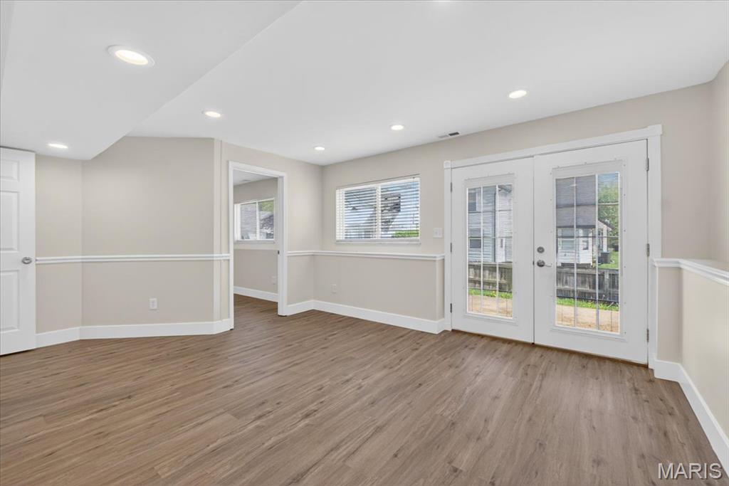 453 Seton Hall Court Property Photo 47