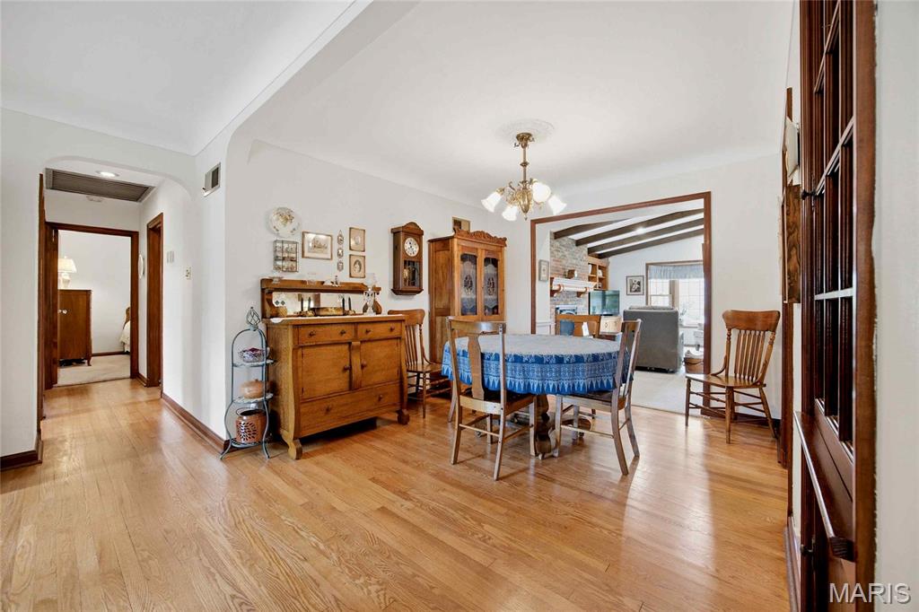 8015 New Haven Avenue Property Photo 7