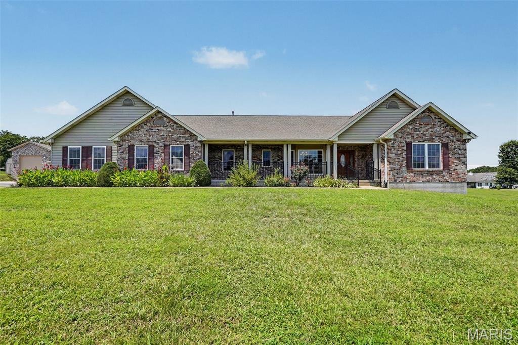 2523 Sunnyside Road Property Photo 1