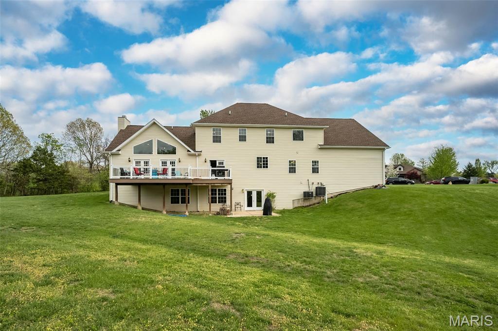 431 Ridge Meadow Lane Property Photo 3