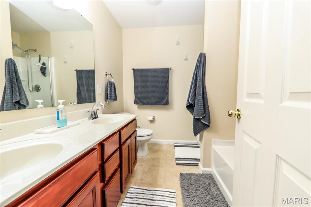 1701 Shade Tree Court Property Photo 18