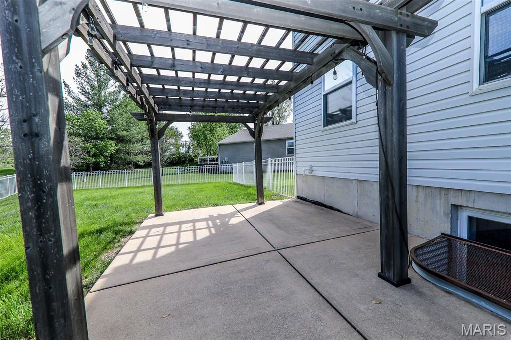 1701 Shade Tree Court Property Photo 31