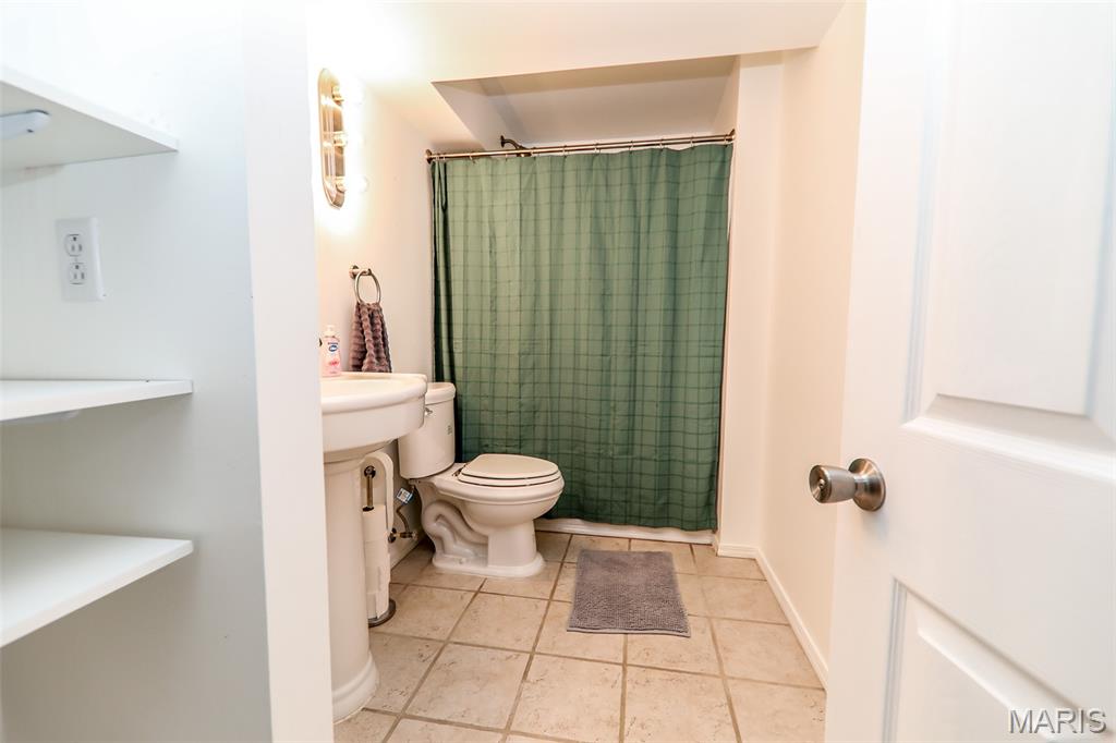 1701 Shade Tree Court Property Photo 34
