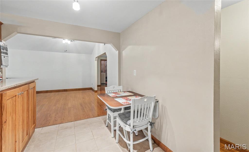 11090 Highway K Property Photo 14