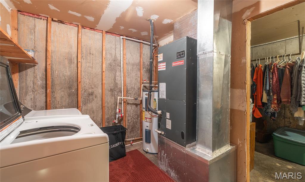 11090 Highway K Property Photo 22