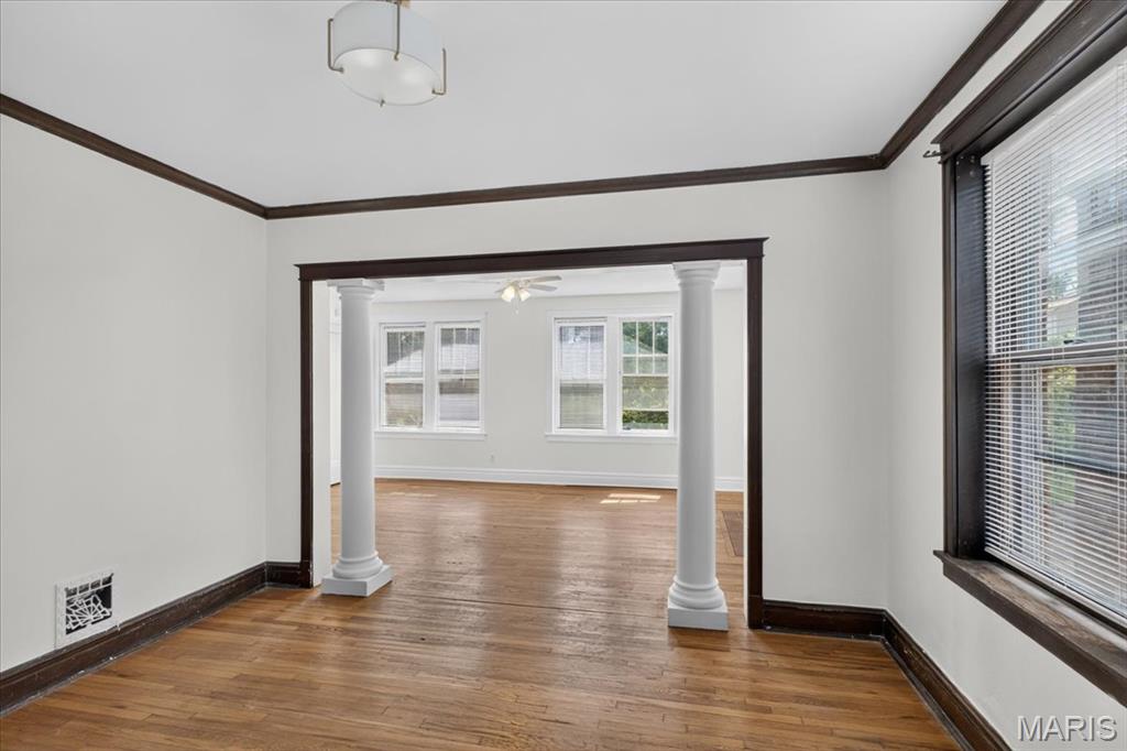 5241 Sutherland Avenue Property Photo 4