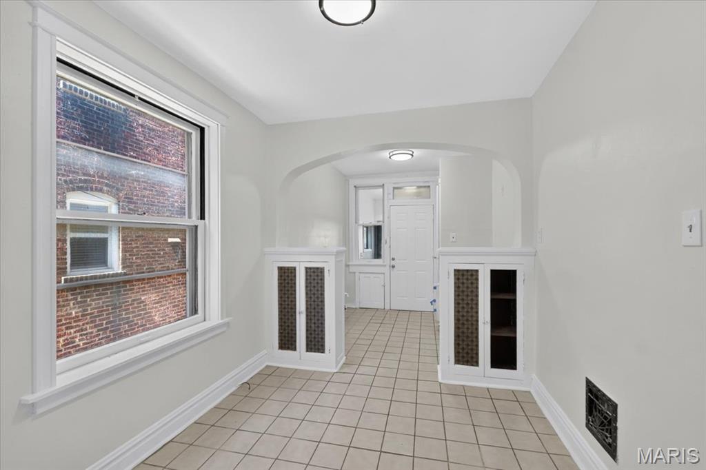 5241 Sutherland Avenue Property Photo 10