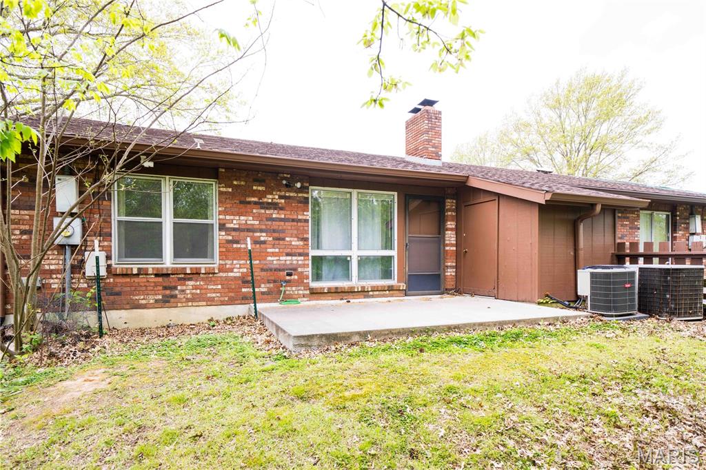 1330 N Sprigg Street 2 Property Photo 3