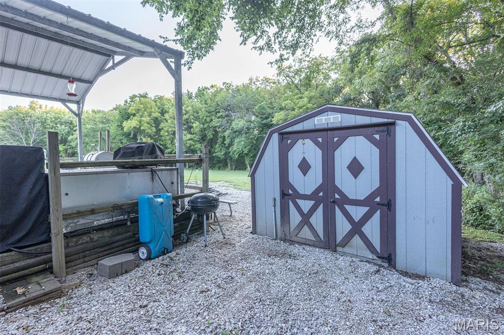 00 County Road 454 Property Photo 17