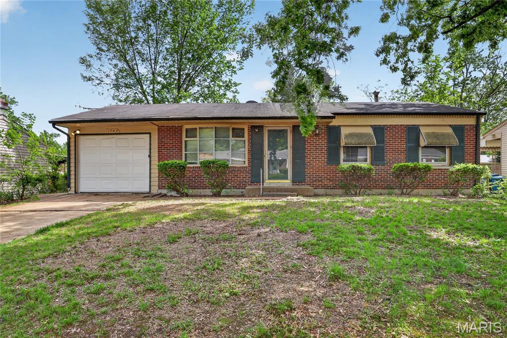 1742 Bradshaw Drive Property Photo 1