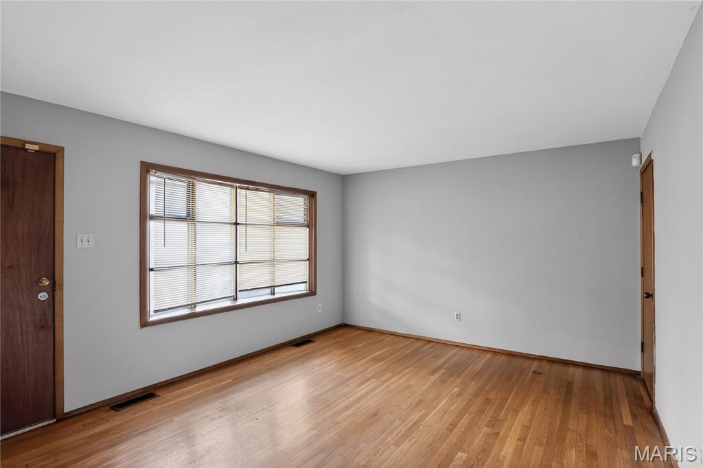 1742 Bradshaw Drive Property Photo 6