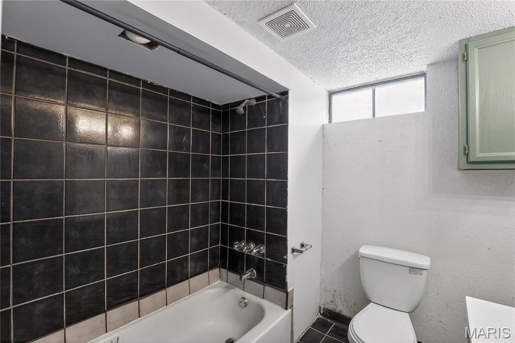 1742 Bradshaw Drive Property Photo 21