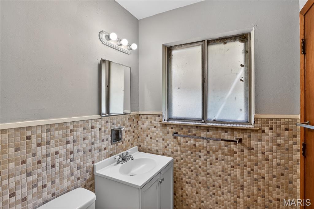 1742 Bradshaw Drive Property Photo 23