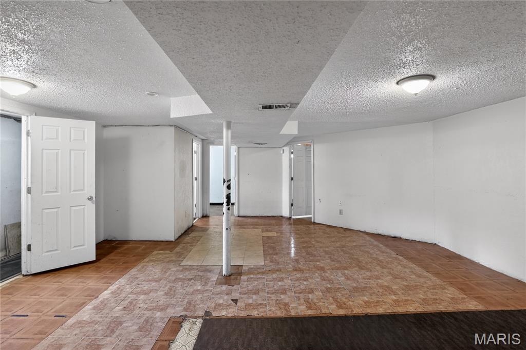 1742 Bradshaw Drive Property Photo 24